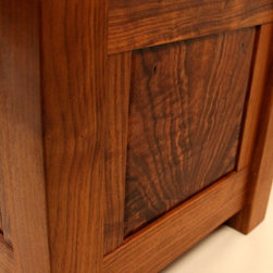 Walnut coffee table/blanket chest - Furniture