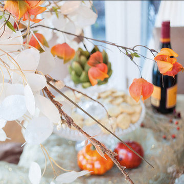 Vacant Home Staging: Dining Table Centerpiece
