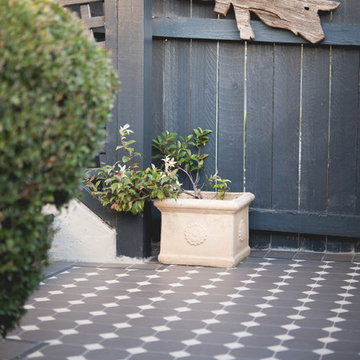 Classic Sydney home with simple tessellated pattern
