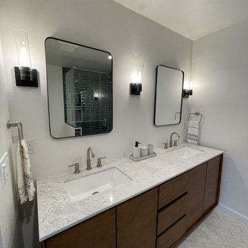 Vibrant Elegance: A Modern Bathroom Transformation