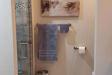 Inspiration for a coastal bathroom remodel in Louisville