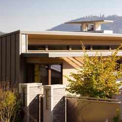 Quantum Windows & Doors | Hlynsky + Davis Architects - Windows And Doors