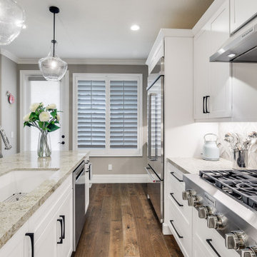 Classic White Modern Kitchen