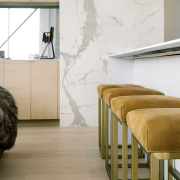 Independent Modern Glamour