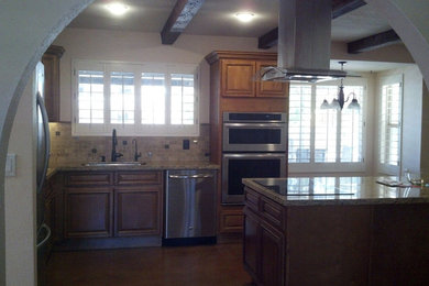 Inspiration for a timeless kitchen remodel in Phoenix