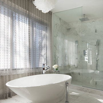Comfortable Contemporary North Toronto
