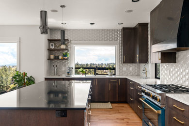 Kitchen photo in Other