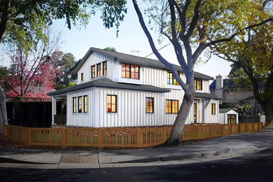 Mid-sized arts and crafts white two-story wood exterior home photo in San Francisco