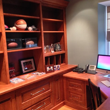 Energy efficient low-voltage lighting adds a nice glow to the space