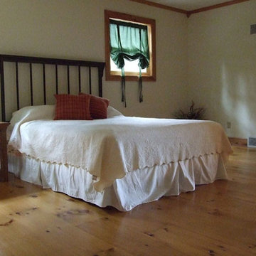 9" White Pine, Golden Oak Stain