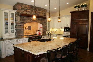 Tuscan kitchen photo in San Francisco