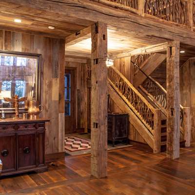 Large mountain style home design photo in Boston