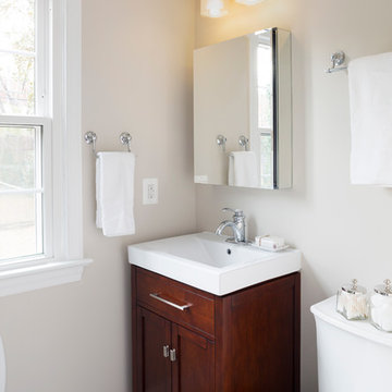 N Oakland St Master Bath