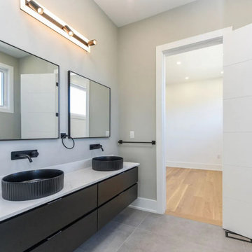 310 - Burlington Kitchen