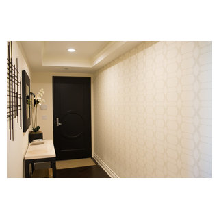 First Impression - Modern - Entry - Los Angeles - by Sara Bates ...