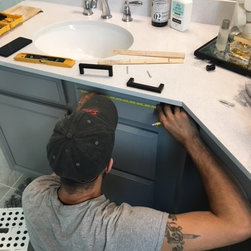 Cabinet Knobs & Pulls - Cabinet And Drawer Hardware