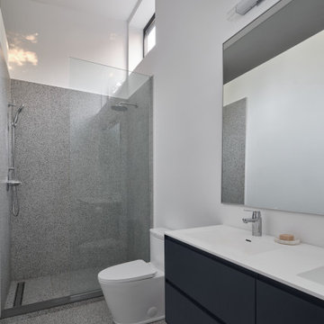 Minimalist Modern Bathroom | Custom Home Oakville