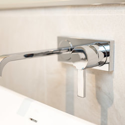 West 13th - Mid-Century Spa - Bathroom Sink Faucets