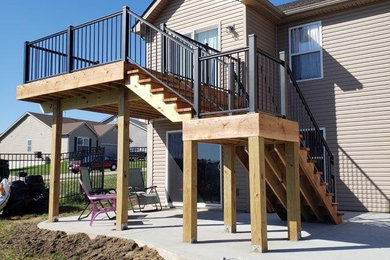 Elegant deck photo in St Louis
