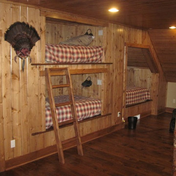 Mora, Minnesota Hunting Cabin
