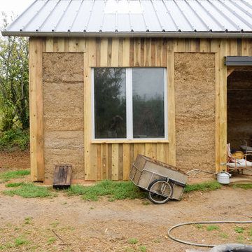 Bellastock_Participatif_Construction d'une grange en terre crue