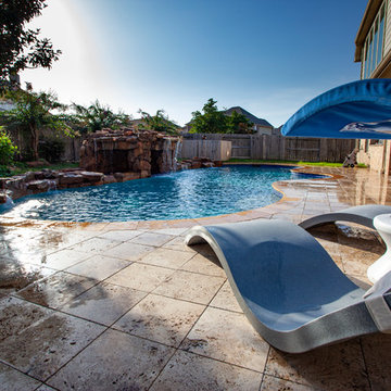 Pool with Grotto - Sugarland, TX