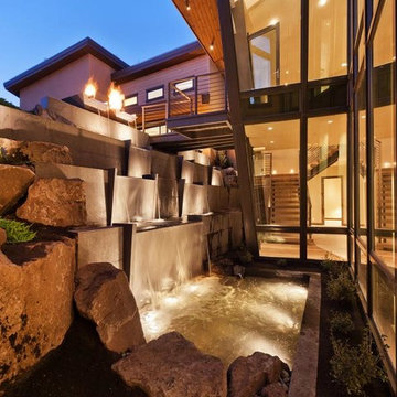 Anti Ski House Windows