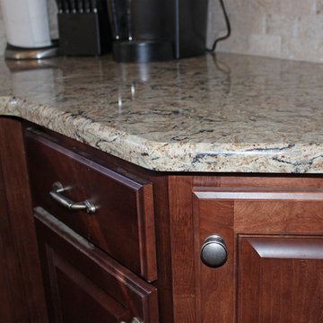 Kitchen Design: StarMark Cabinetry in Maple, Cambria Quartz Counter