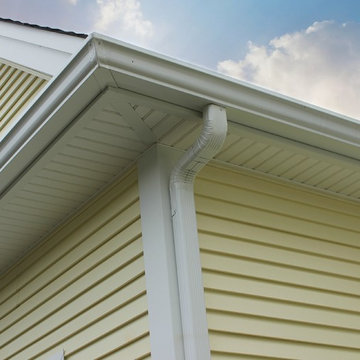Harvey Windows, Mastic Siding, CertainTeed Roof, on Fairhaven,MA Garage Addition