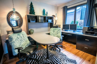 Transitional home office photo in Calgary