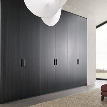 wardrobe minimalist closet