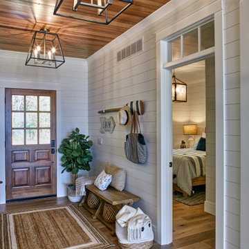 Cedar Shores Lake Cottage
