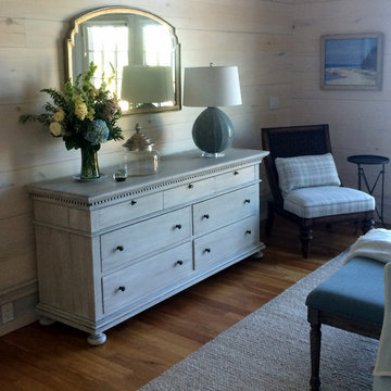 Lakeshore Retreat