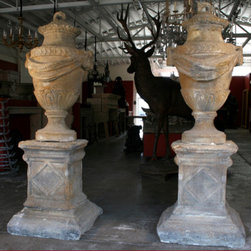 Limestone Planters - Outdoor Pots And Planters