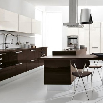 Modern Italian Custom Made Kitchens by LUBE