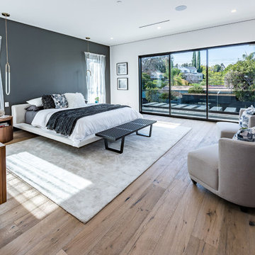 4131 BENEDICT CANYON DR- New Construction