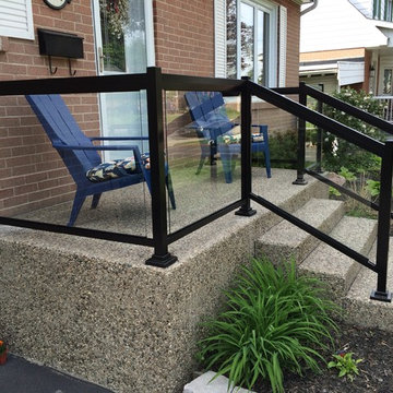 Aluminum and Glass Porch Railings - 109