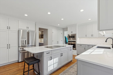 Inspiration for a contemporary kitchen remodel in Philadelphia