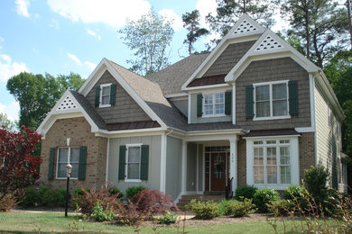 Example of a classic exterior home design in Atlanta