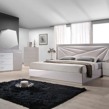 J&M Furniture Florence Bedroom Set in White and Taupe