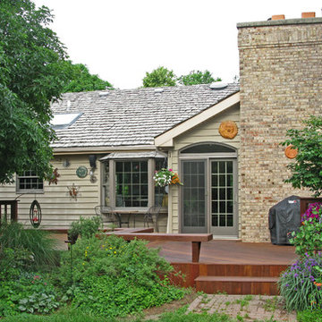 Beautiful Ipe Deck with attached Bench
