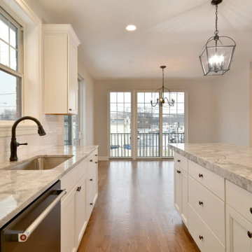 Beautiful Row-homes Ideally located in Downtown Arlington Heights