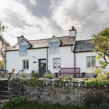 Brynglas, Rhandirmwyn, Wales