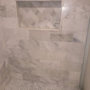 Silverman’s master bathroom