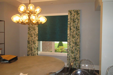 Dining room photo in Cincinnati