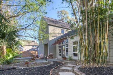 Contemporary exterior home idea in Houston