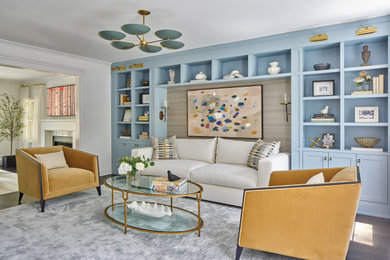 Inspiration for a transitional living room remodel in New York