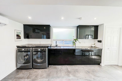 Gorgeous high-gloss laundry space