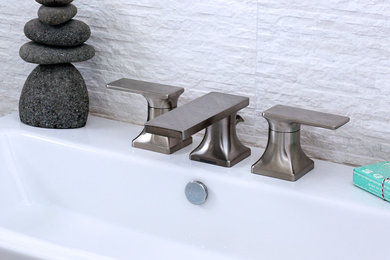 Example of a bathroom design in Providence