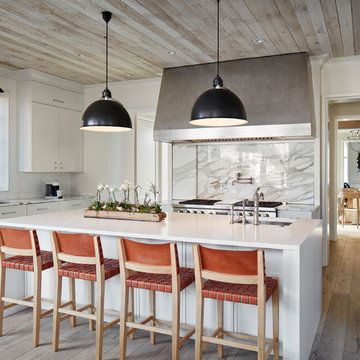Fremont Street ResidenceThis state-of-the-art residence in Chicago presents a ti